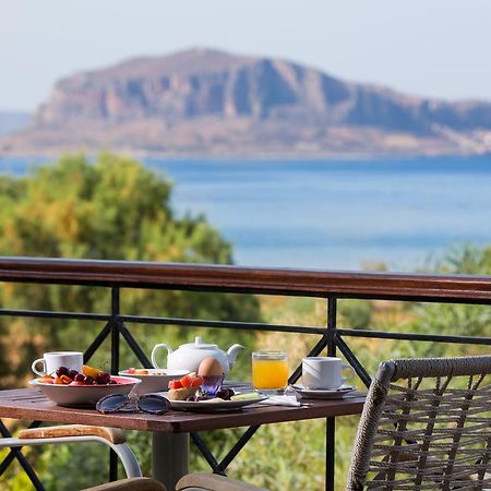 Iris Beach Hotel Монемвасія Екстер'єр фото