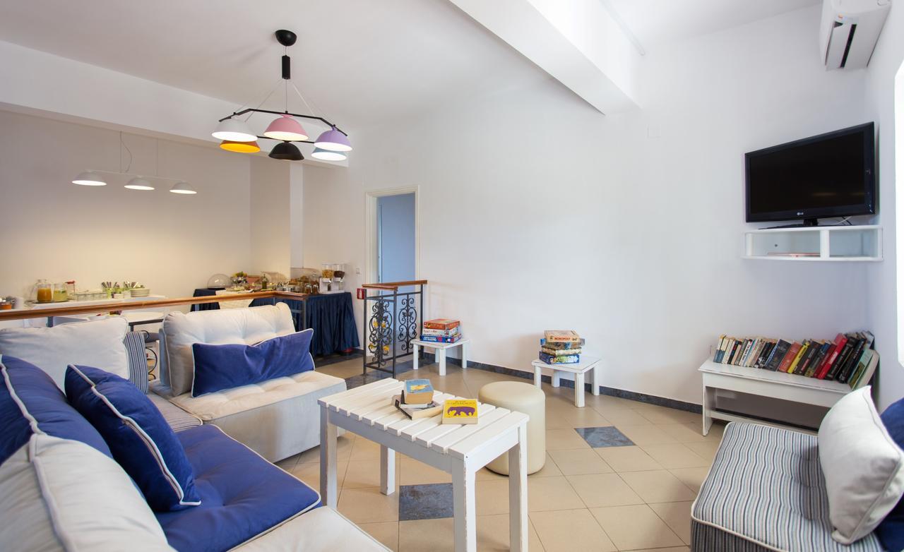 Iris Beach Hotel Монемвасія Екстер'єр фото
